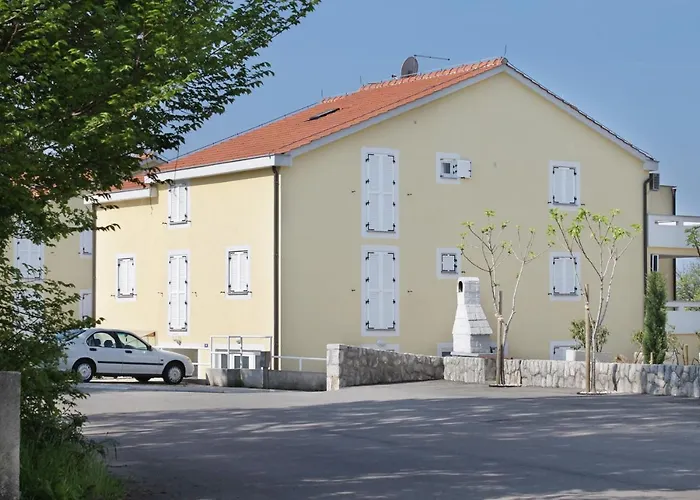 With A Parking Space Lejlighed Malinska