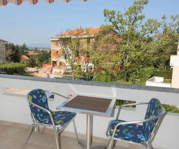 Apartmán With A Parking Space Malinska